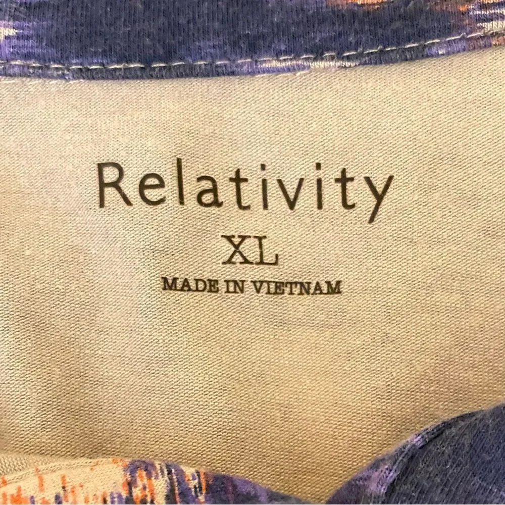 Relativity Henley Pull Over Stretchy Size XL Spatter Print Long Sleeve